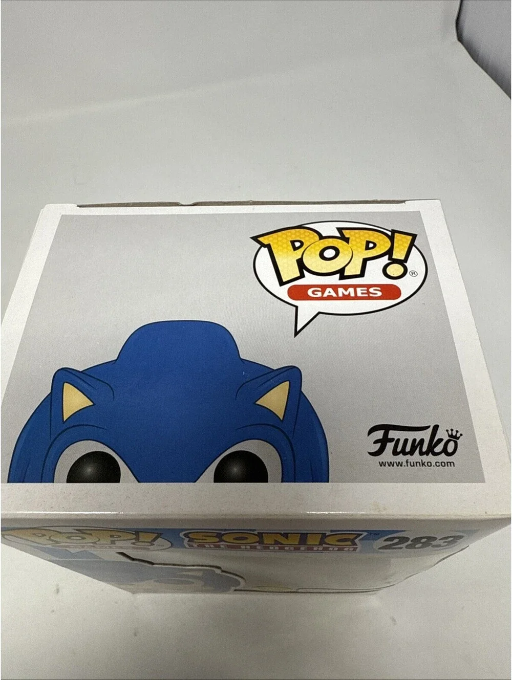 Funko Pop! Vinyl: Sonic the Hedgehog - Sonic the Hedgehog (w/ Ring)Toys R Us 283